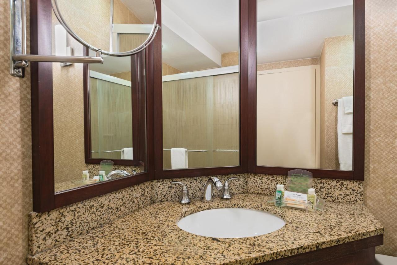 Holiday Inn Knoxville West - Cedar Bluff By Ihg Buitenkant foto