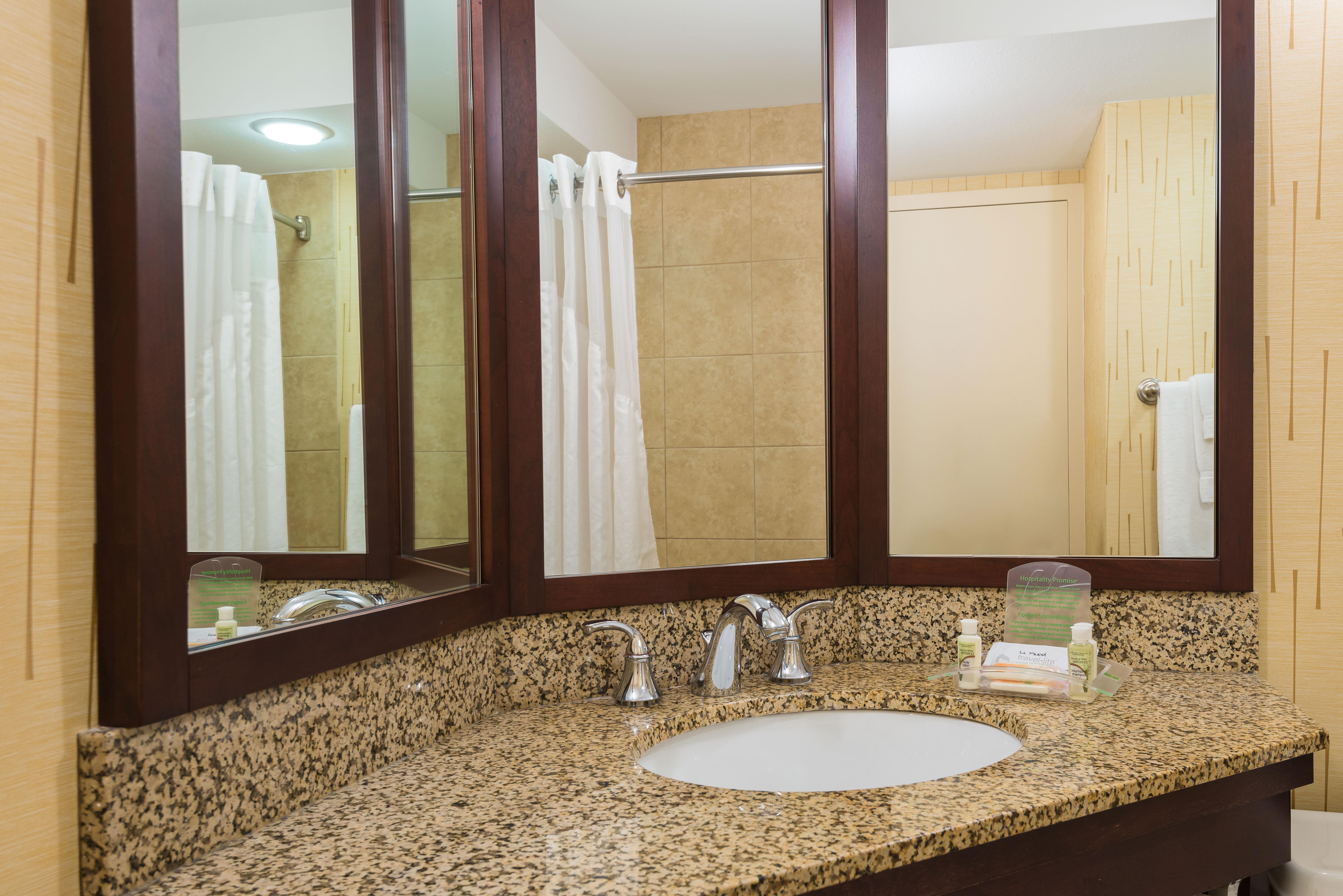 Holiday Inn Knoxville West - Cedar Bluff By Ihg Buitenkant foto
