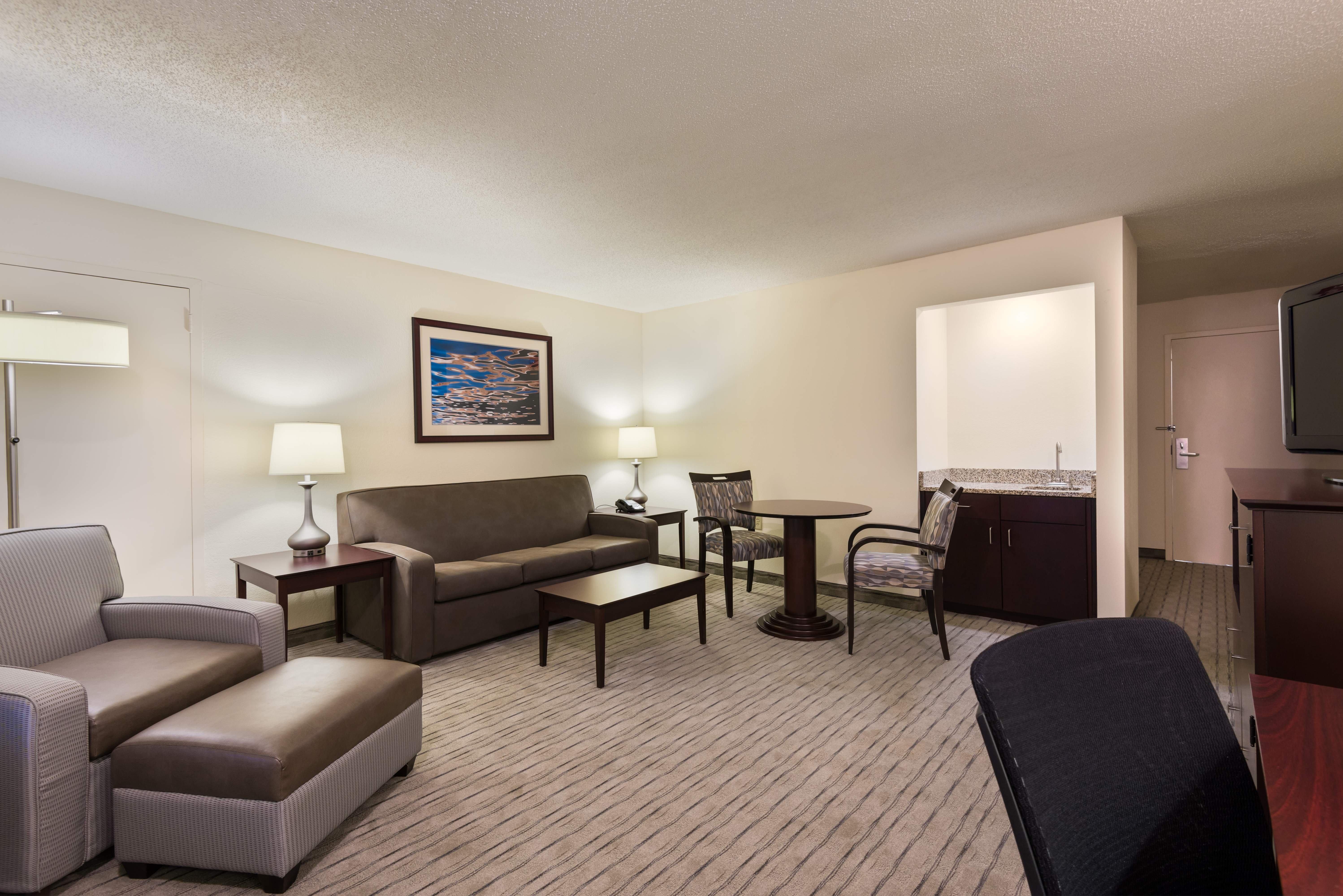 Holiday Inn Knoxville West - Cedar Bluff By Ihg Buitenkant foto